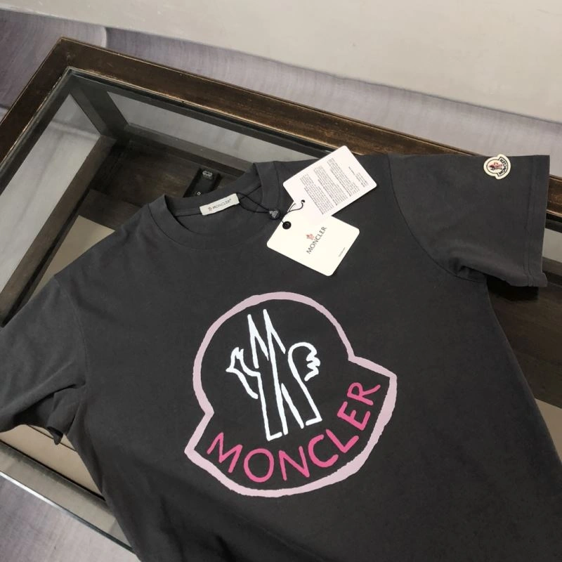 Moncler T-Shirts FlexibleFit 143074