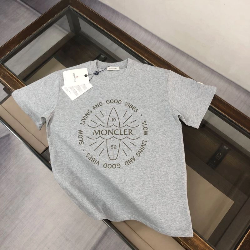 Chic Moncler T-Shirts 143073