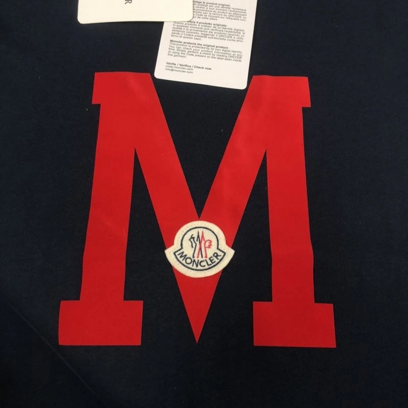 Moncler T-Shirts SmoothTexture 143069