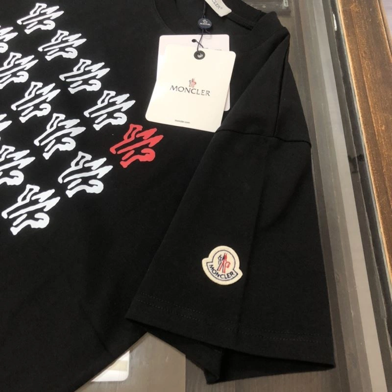 Moncler T-Shirts Casual 143066