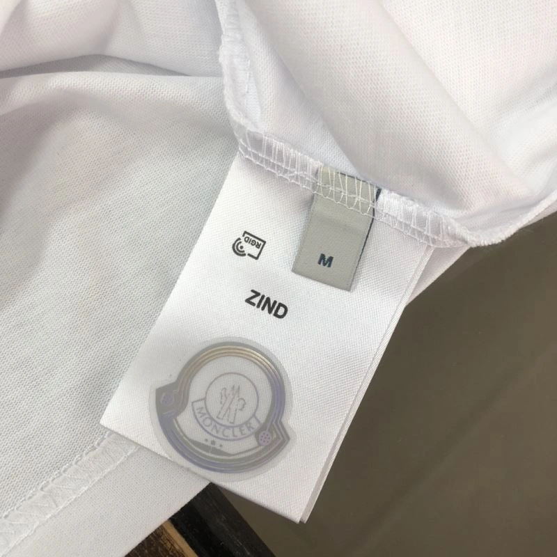 Resilient Moncler T-Shirts 143060