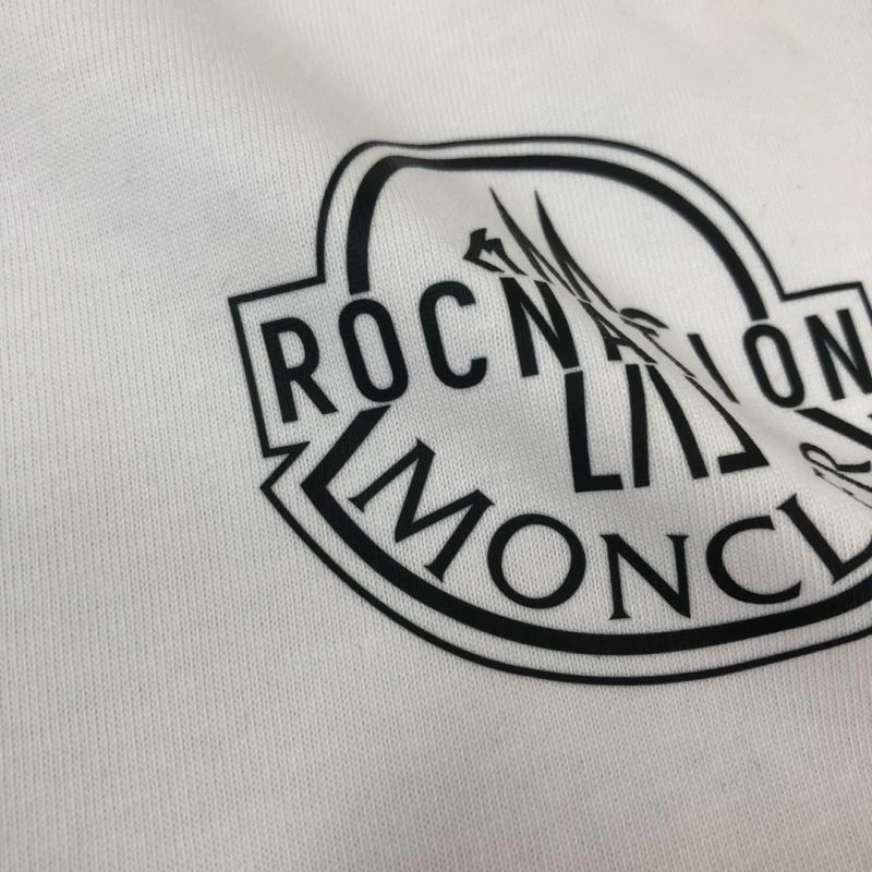 Moncler T-Shirts Cozy 143056