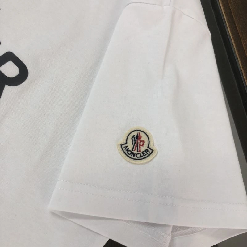 Neat Moncler T-Shirts 143043