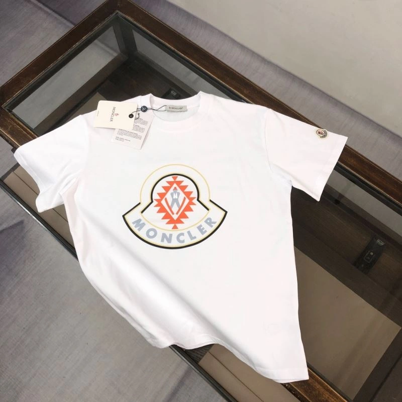 Moncler T-Shirts Sustainable 143048
