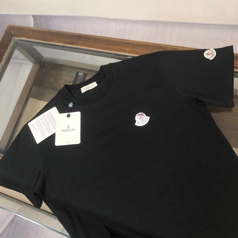 Reliable Moncler T-Shirts 143047