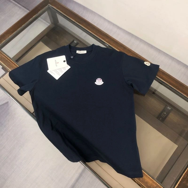 WellDesigned Moncler T-Shirts 143041