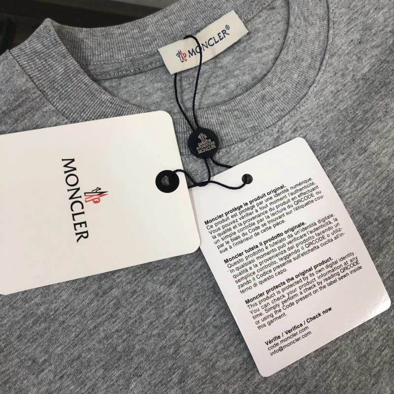 Moncler T-Shirts Tailored 143036