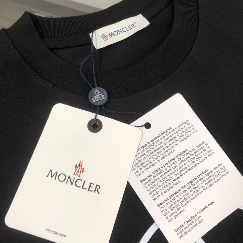 Soft Moncler T-Shirts 143039