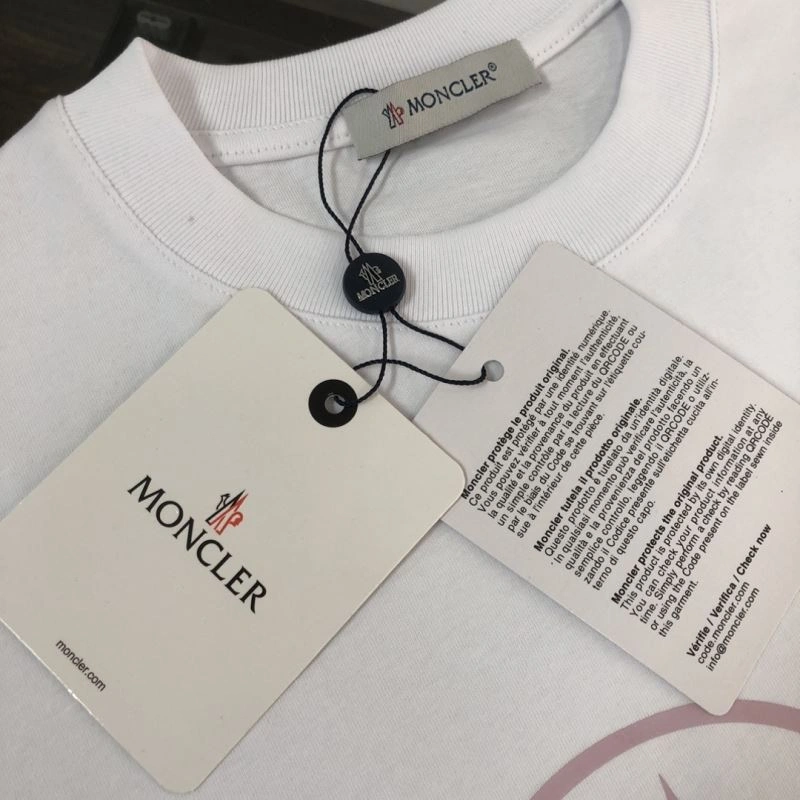 Moncler T-Shirts OdorResistant 143045