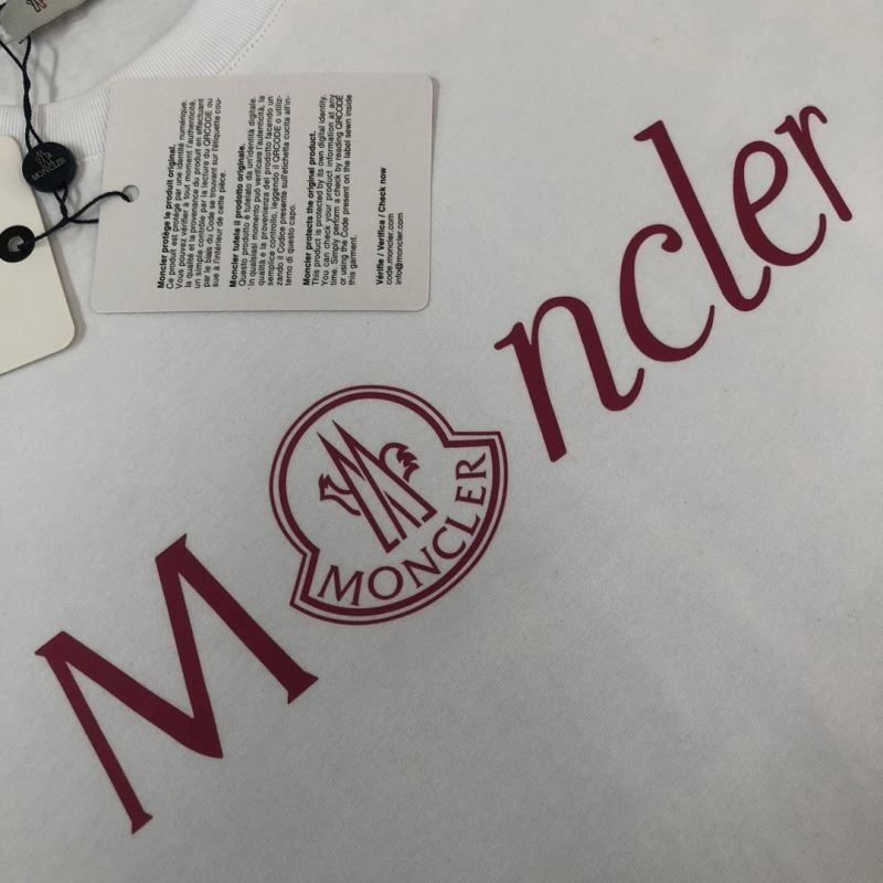 Moncler T-Shirts DailyWear 143042