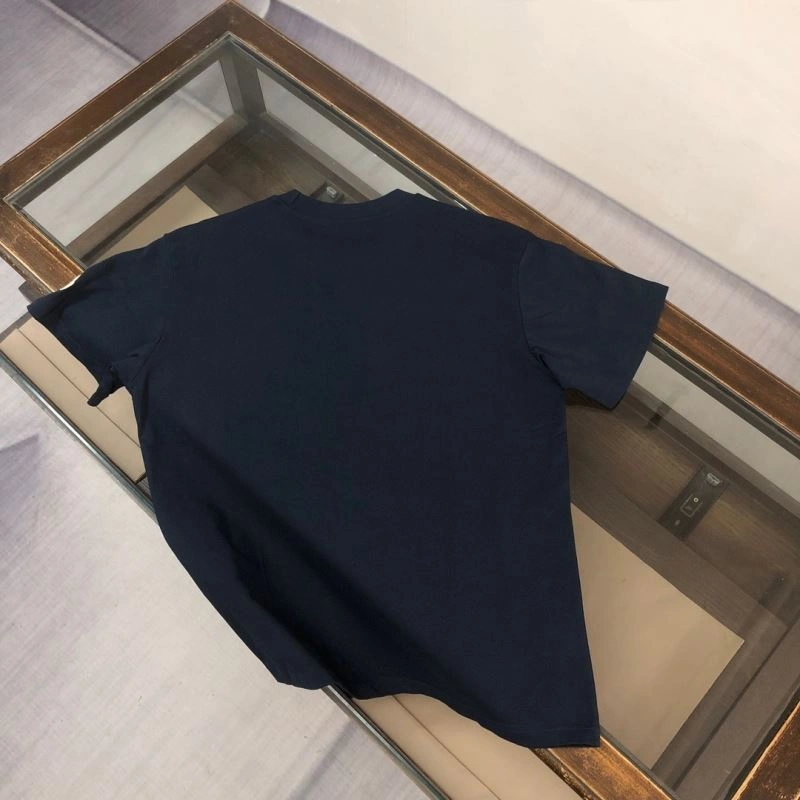 Moncler T-Shirts Versatile 143053