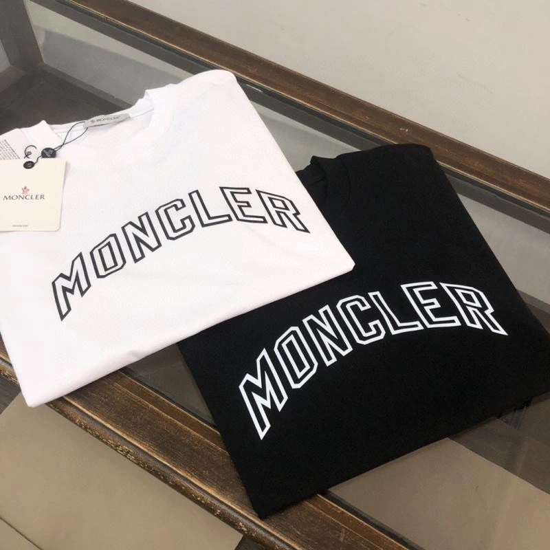Moncler T-Shirts Breathable 143035