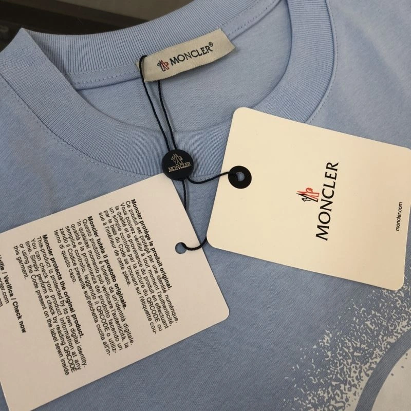 Moncler T-Shirts EyeCatching 143031