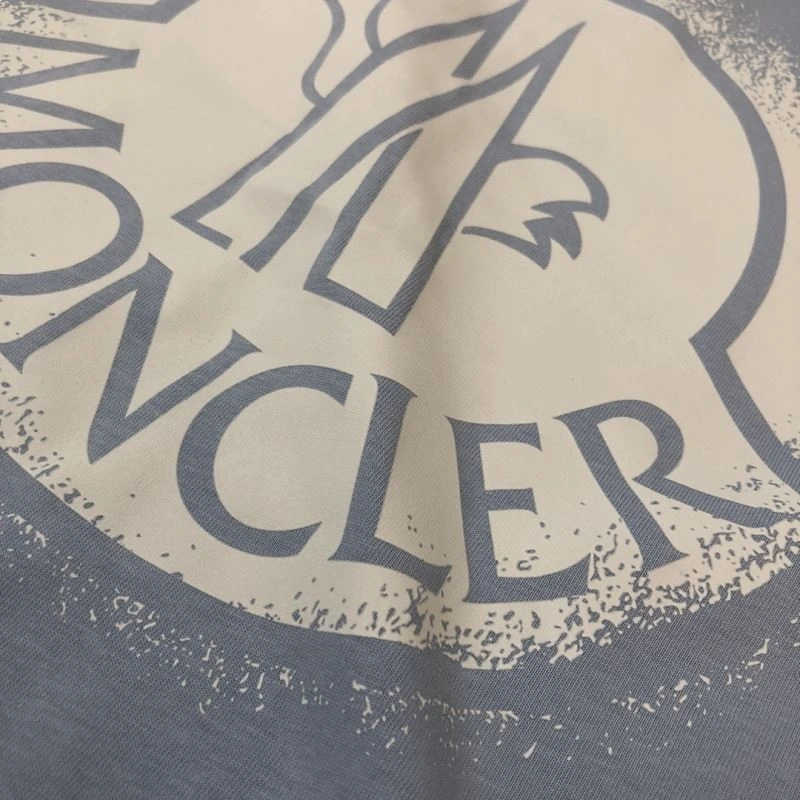 Moncler T-Shirts EyeCatching 143031