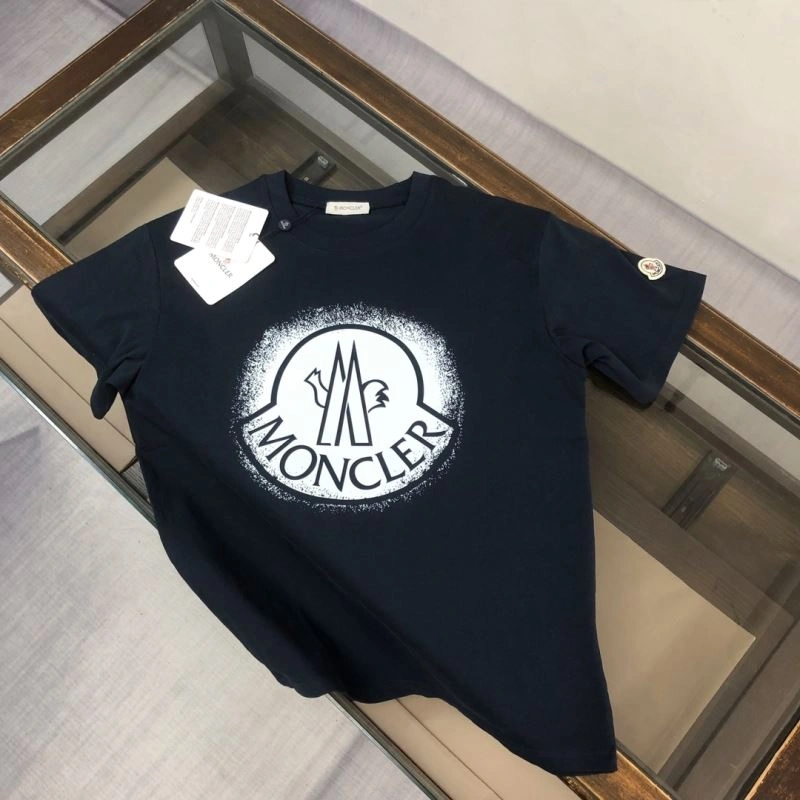Moncler T-Shirts Durable 143030