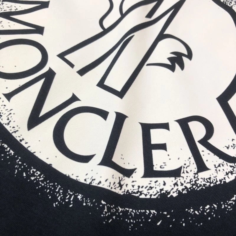 Moncler T-Shirts Durable 143030