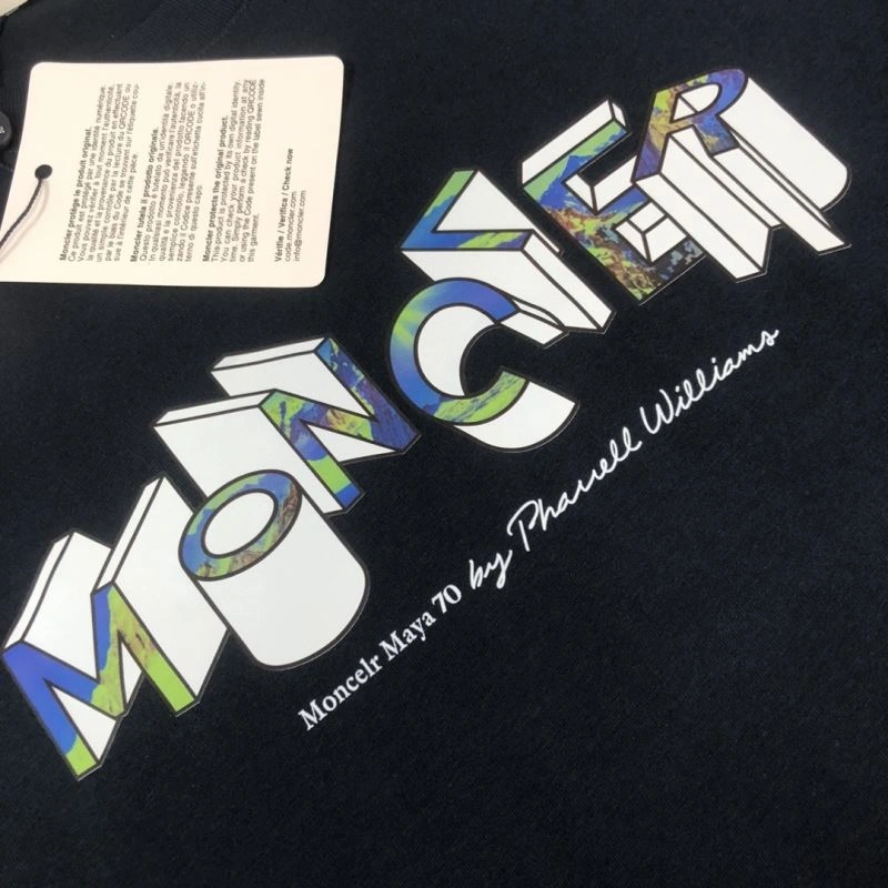 TravelReady Moncler T-Shirts 143024