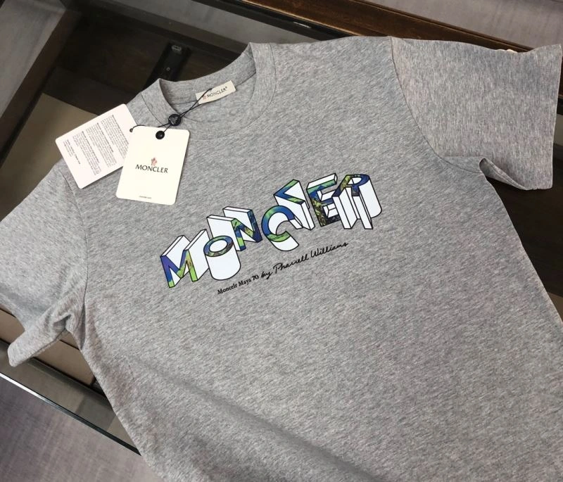 Trendsetting Moncler T-Shirts 143023