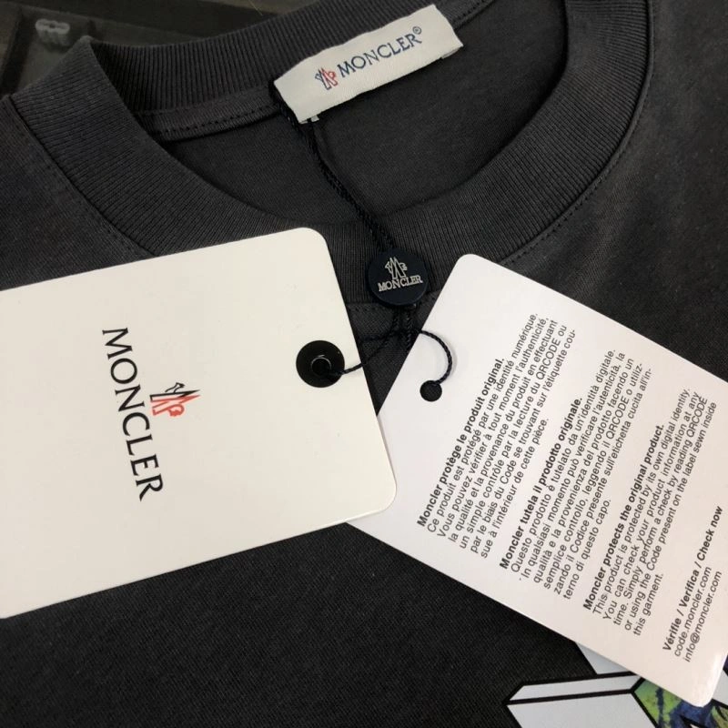 Moncler T-Shirts Attractive 143022
