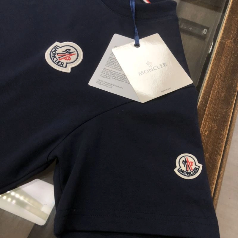 Moncler T-Shirts Sustainable 143009
