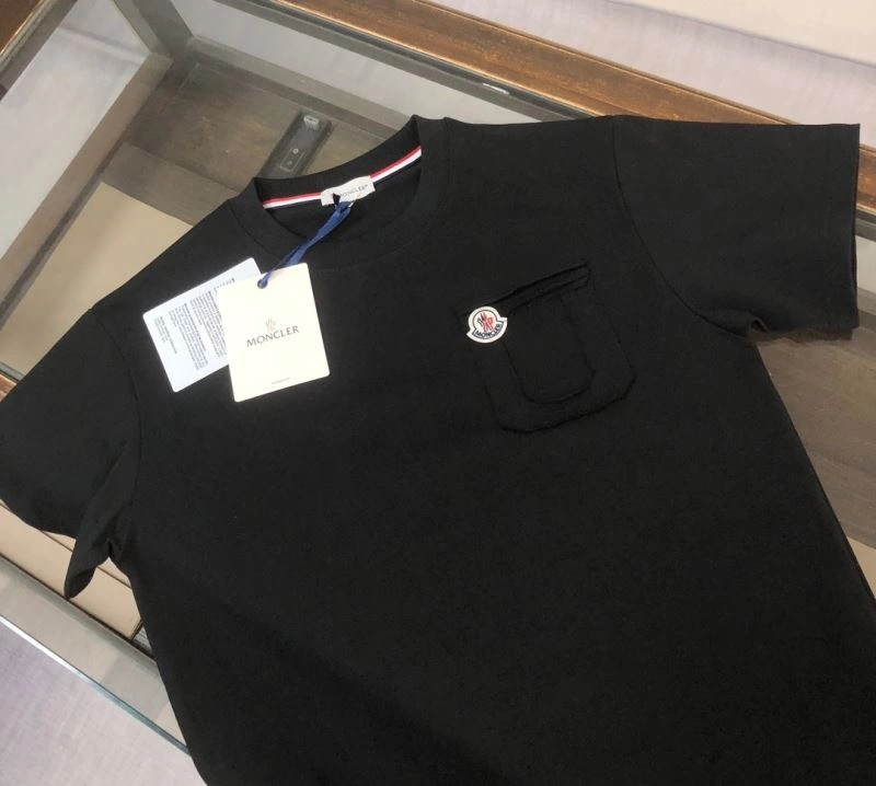 Moncler T-Shirts MoistureWicking 143014