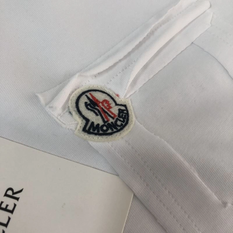 Moncler T-Shirts TechFriendly 142998