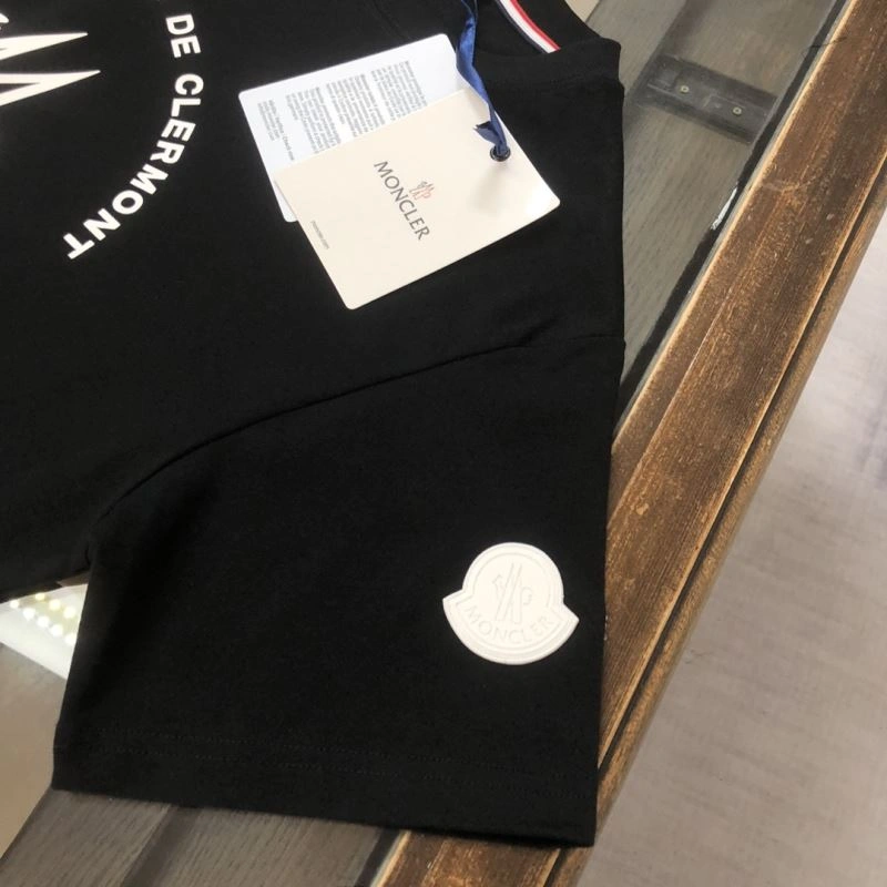 Supportive Moncler T-Shirts 143005