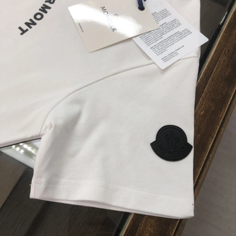 Durable Moncler T-Shirts 143008