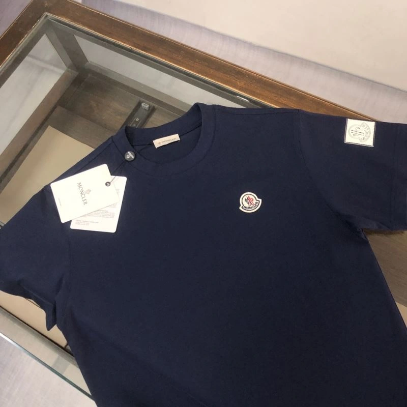 Moncler T-Shirts Timeless 143000