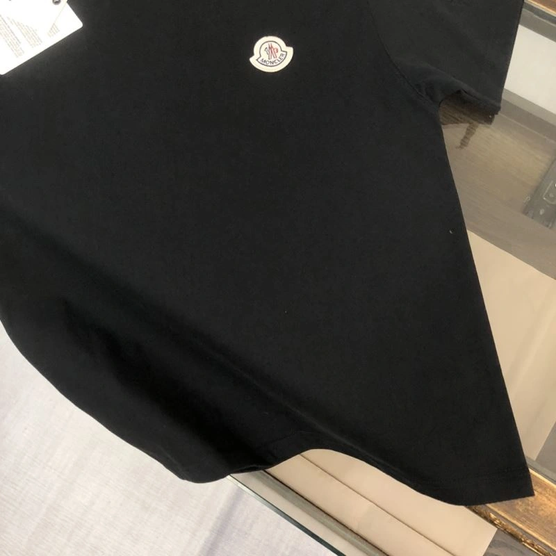 Snug Moncler T-Shirts 143004