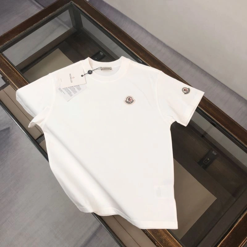Moncler T-Shirts Minimalist 142990