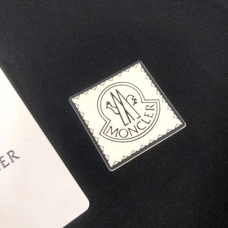 Moncler T-Shirts Modern 143015