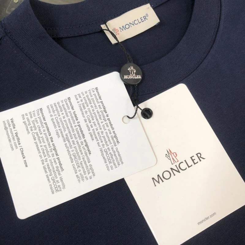 Cozy Moncler T-Shirts 142995