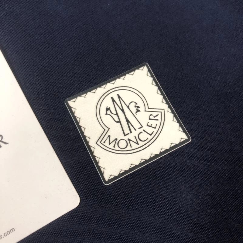 Cozy Moncler T-Shirts 142995