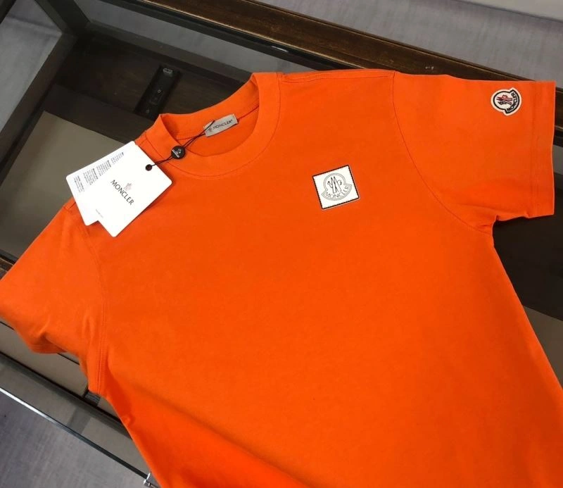 Moncler T-Shirts Minimalist 142991