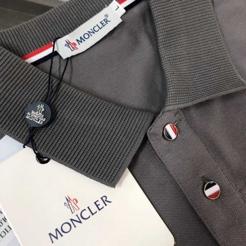 Compact Moncler T-Shirts 143016