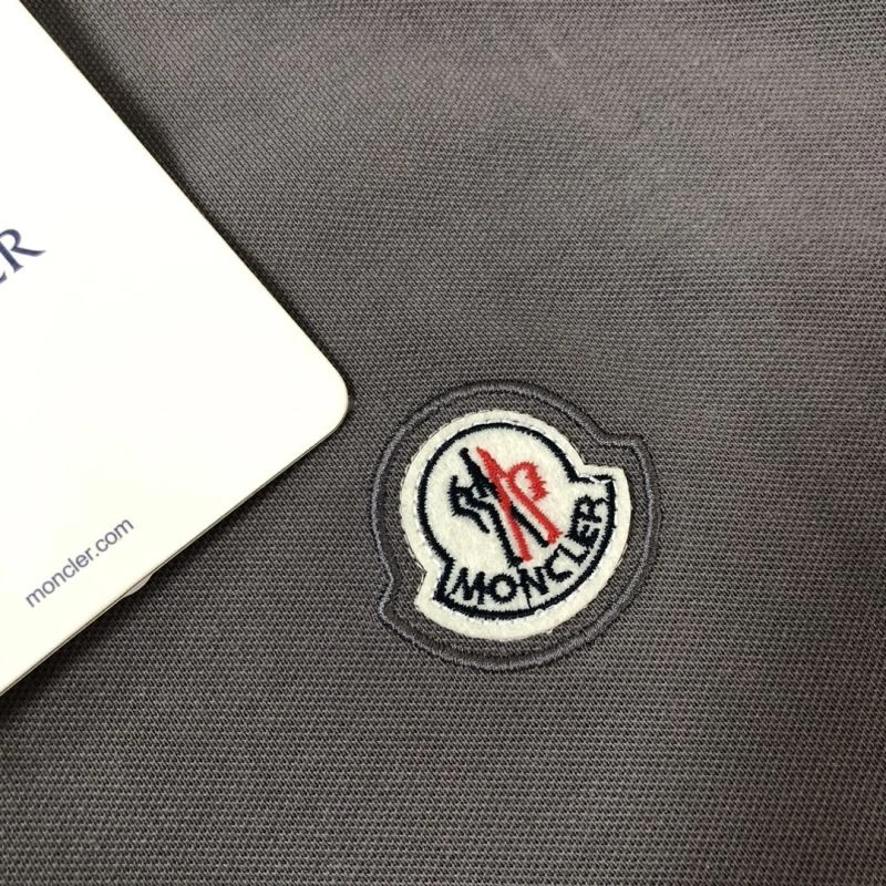 Compact Moncler T-Shirts 143016
