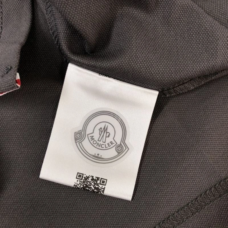 Compact Moncler T-Shirts 143016