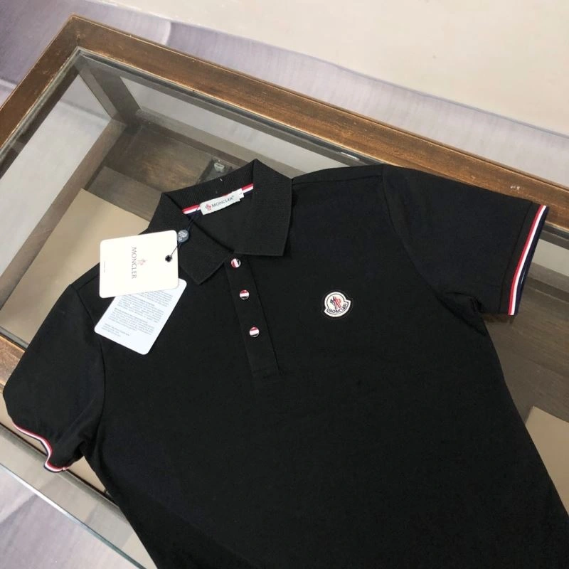 Moncler T-Shirts Chic 143002