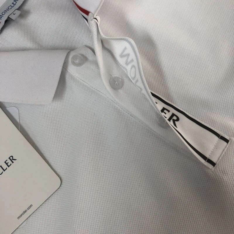 Moncler T-Shirts ComfortFit 142984