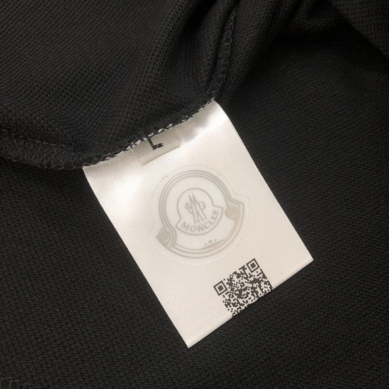 Moncler T-Shirts Sustainable 142981