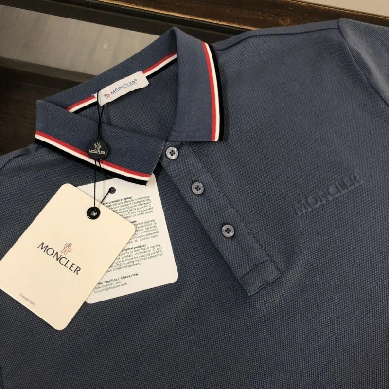 Chic Moncler T-Shirts 142979