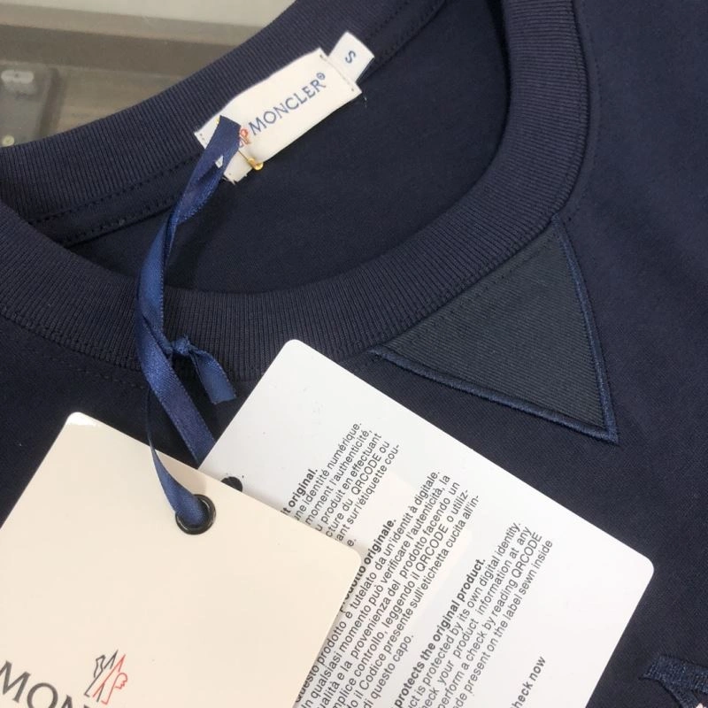 Moncler T-Shirts EyeCatching 142973