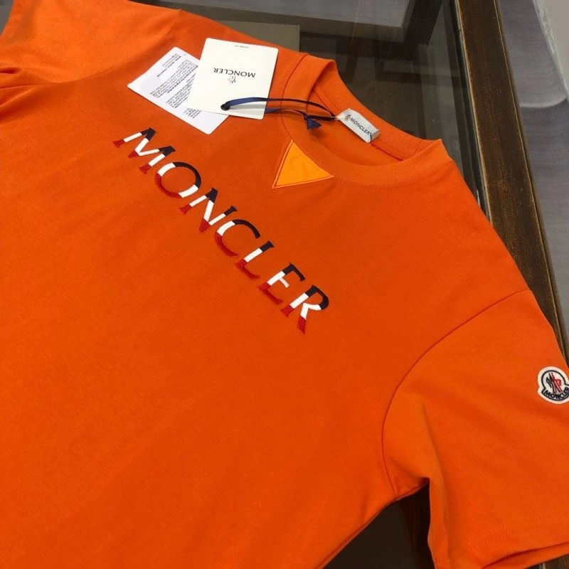 Moncler T-Shirts FashionForward 142967