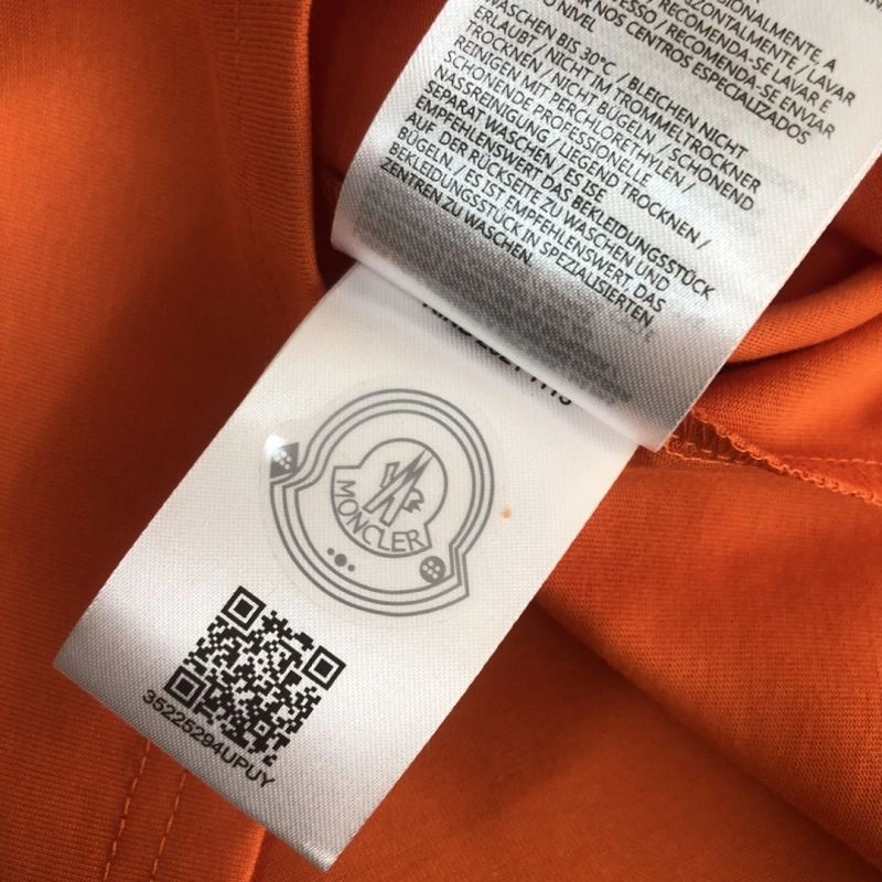 Moncler T-Shirts FashionForward 142967