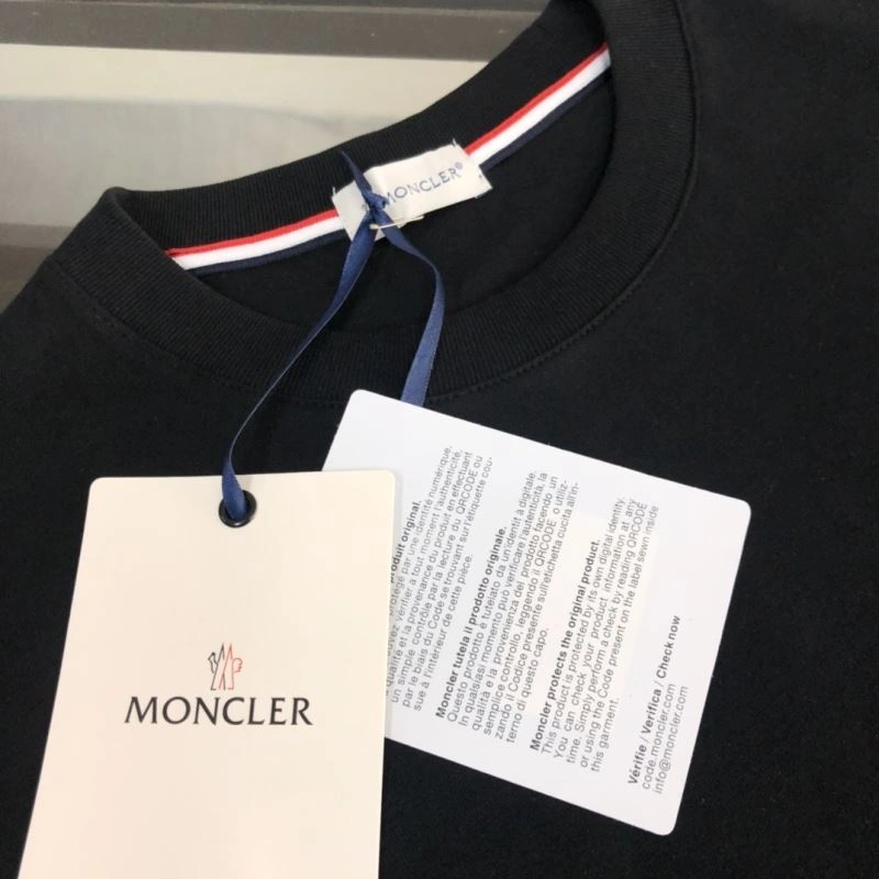 Moncler T-Shirts Breathable 142966