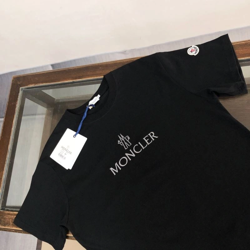 TimelessDesign Moncler T-Shirts 142972