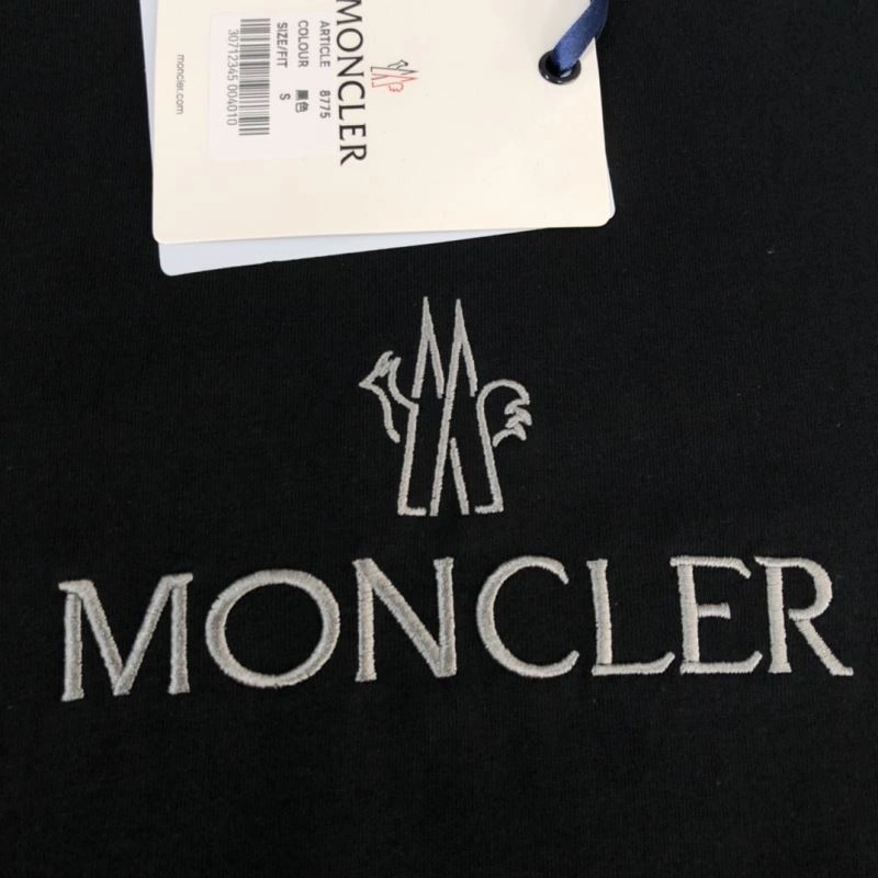 TimelessDesign Moncler T-Shirts 142972