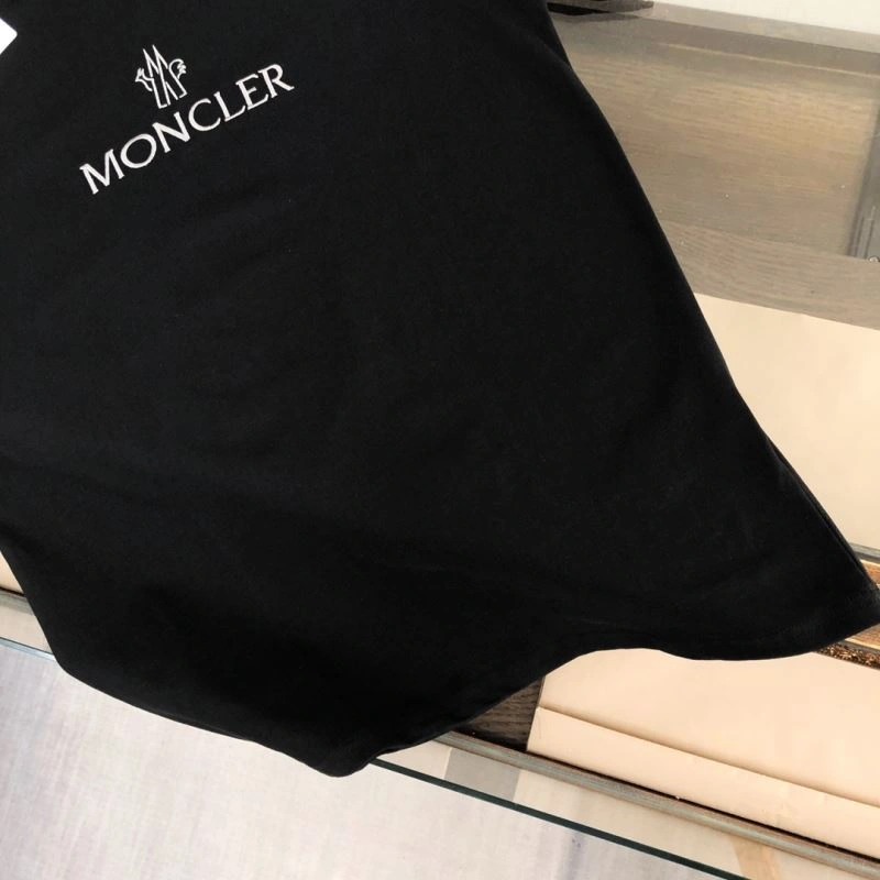 TimelessDesign Moncler T-Shirts 142972