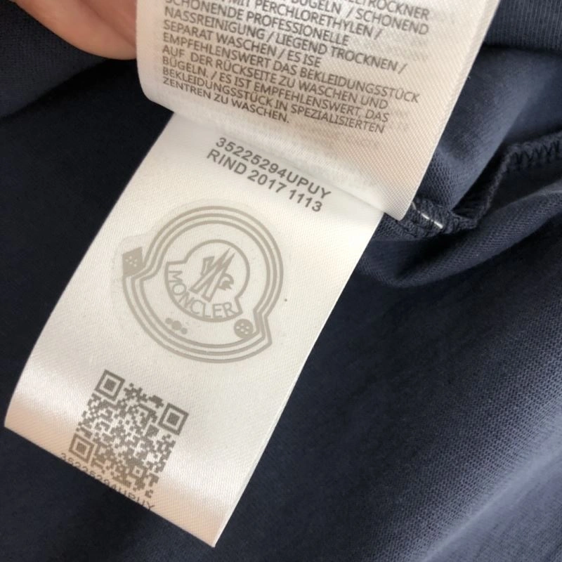 Moncler T-Shirts GoAnywhere 142955